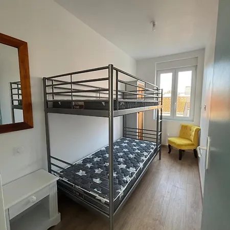 Maison Avec Terrasse, 10 Couchages, A 200 M De La