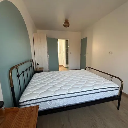 Maison Avec Terrasse, 10 Couchages, A 200 M De La Holiday home Berck
