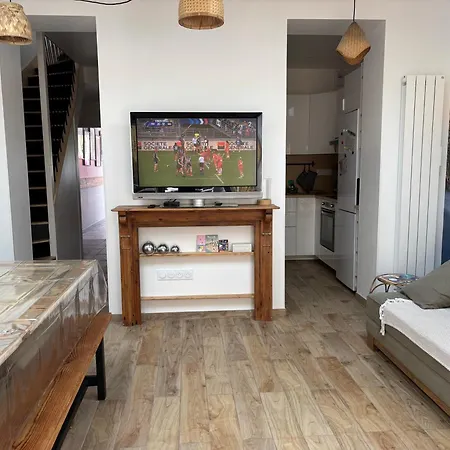Maison Avec Terrasse, 10 Couchages, A 200 M De La Holiday home Berck