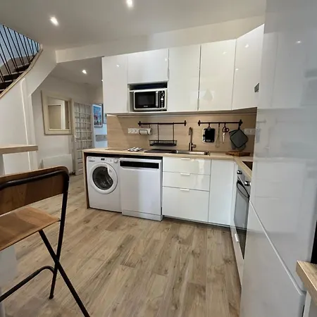 Maison Avec Terrasse, 10 Couchages, A 200 M De La